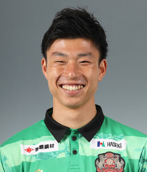 積田景介