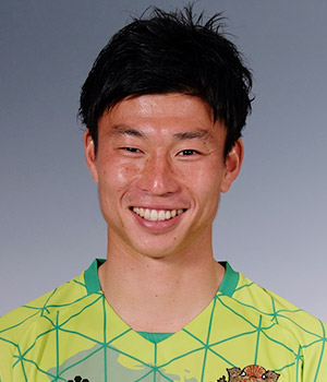積田景介